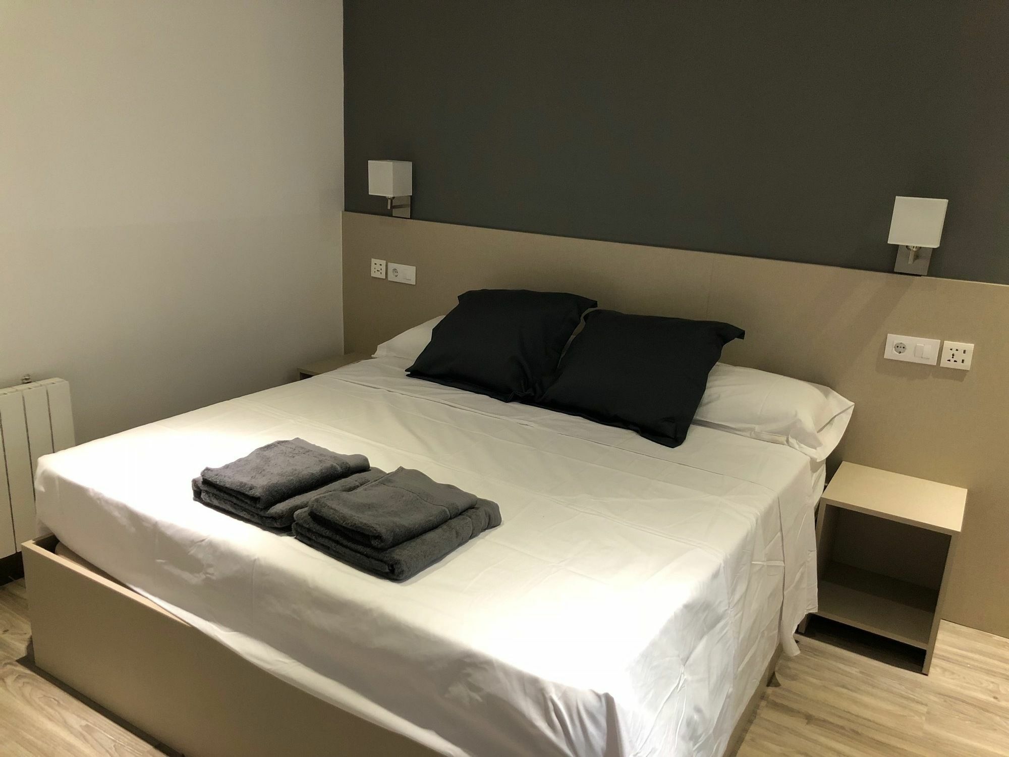 Hostalin Madrid Atocha Ngoại thất bức ảnh