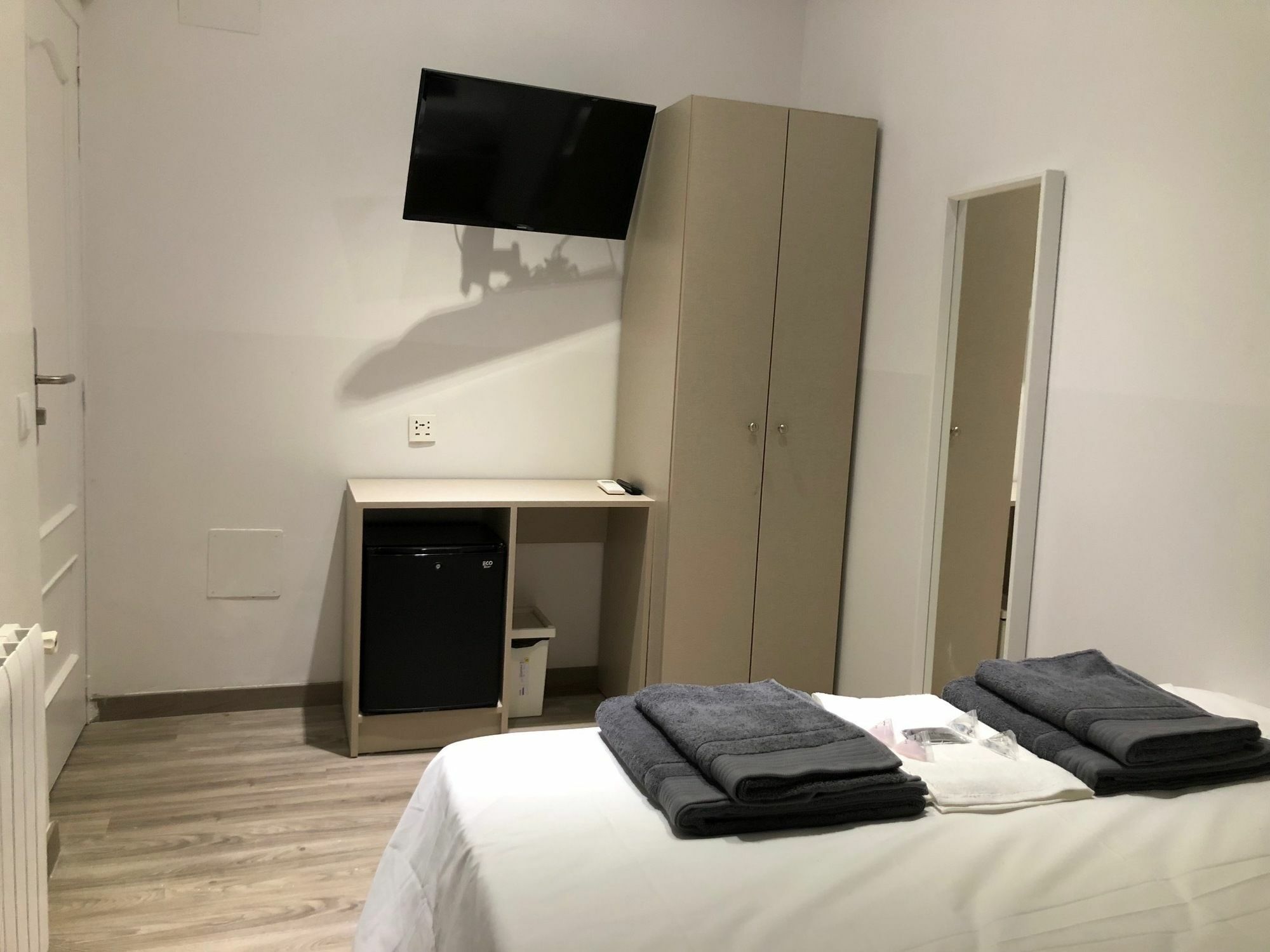 Hostalin Madrid Atocha Ngoại thất bức ảnh